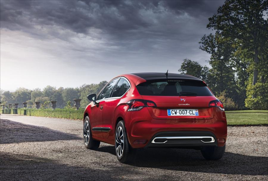  Citroen DS4 2010 года  (фото 142 из 143)